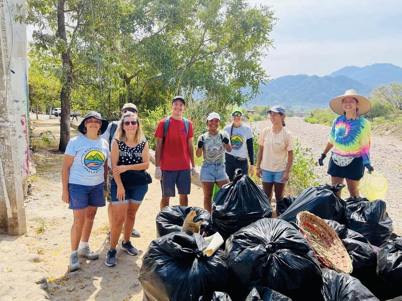 Cleaning of the Pitillal River. Vallarta Port.