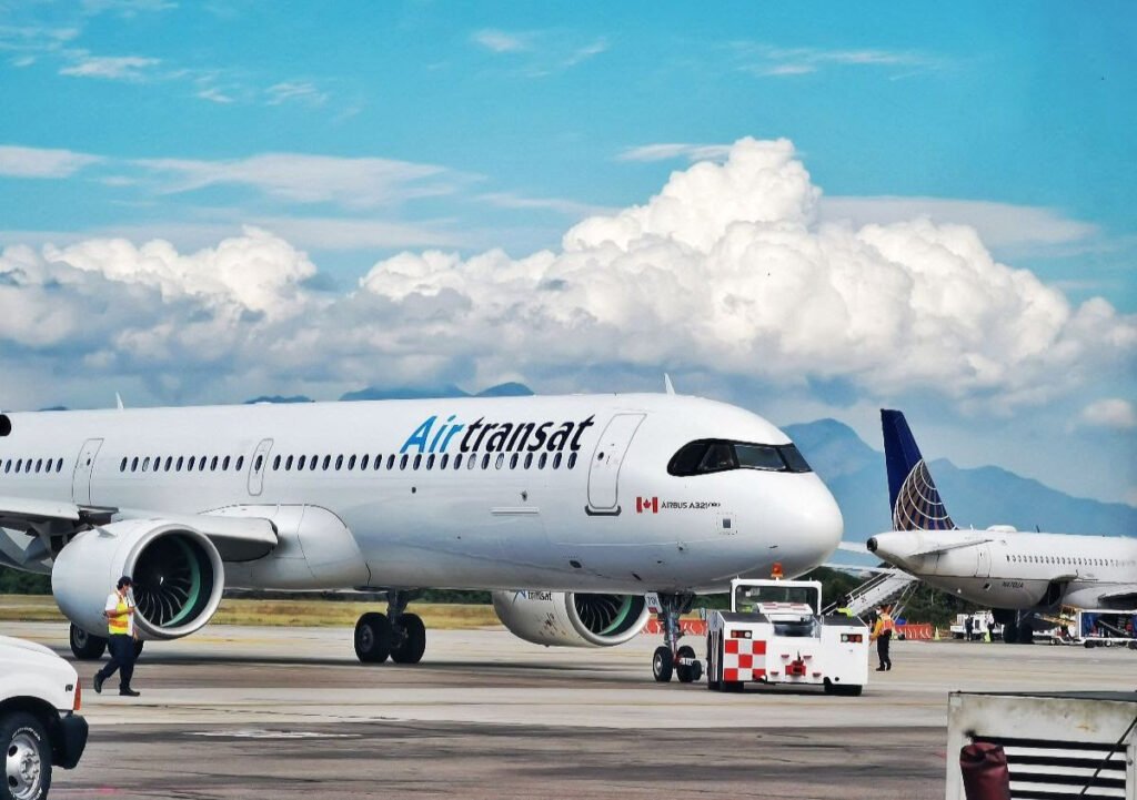 Aerolíneas Canadienses Air transat en Puerto-Vallarta