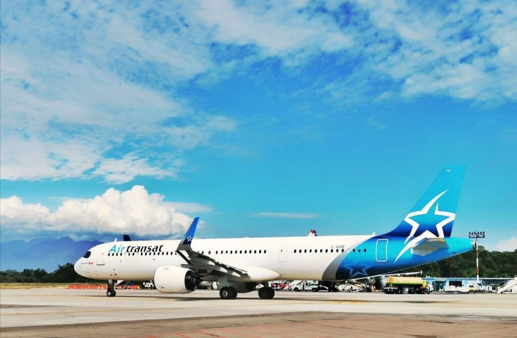 Aerolíneas Canadienses Air transat en Puerto-Vallarta