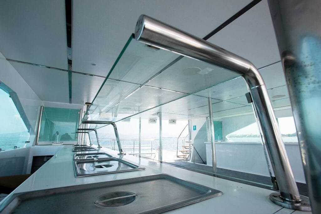 Catamaran Canuwa II 10