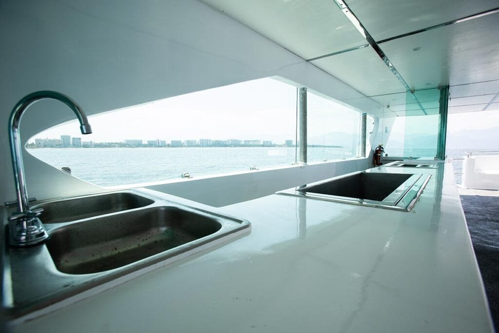 Catamaran Canuwa II 14