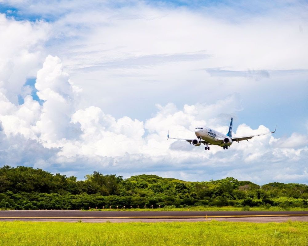 Trafico Aereo Puerto Vallarta