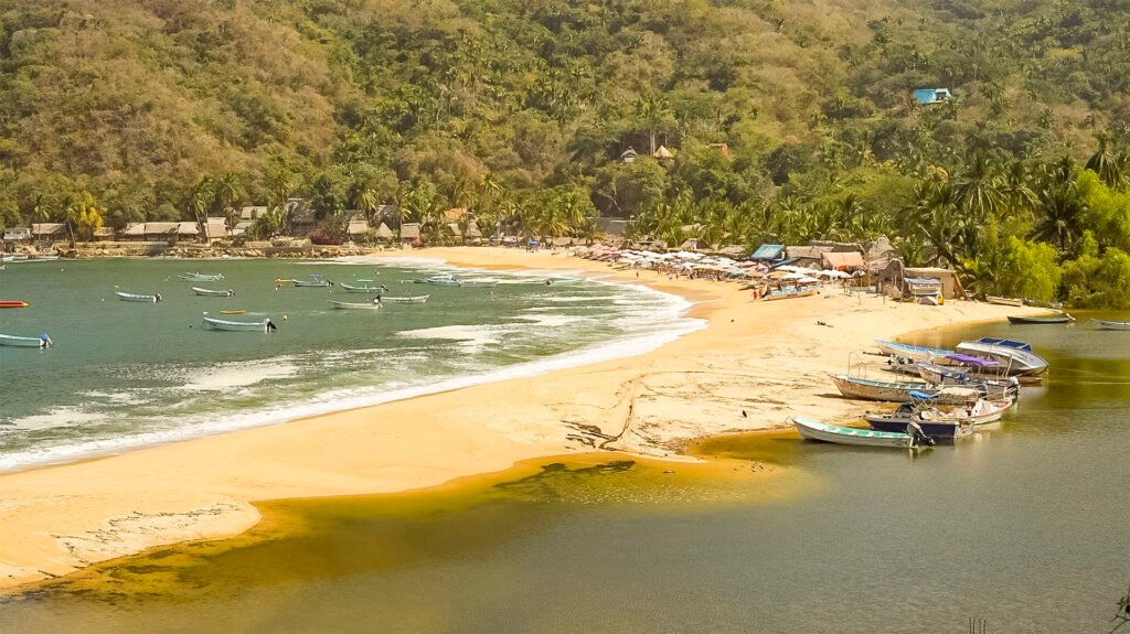 tour yelapa y Playa Majahuitas - vista playa completa