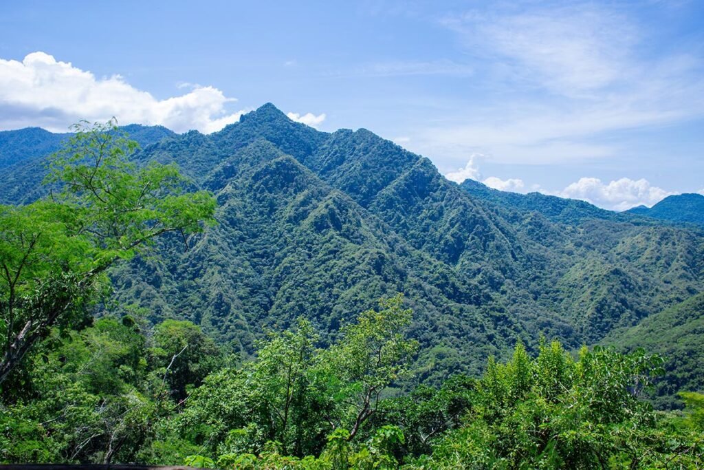 Tour Hiking Jorullo Point