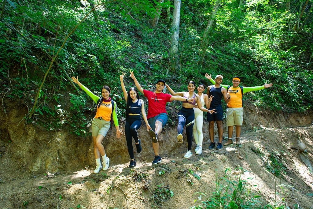 Tour Hiking Jorullo Point