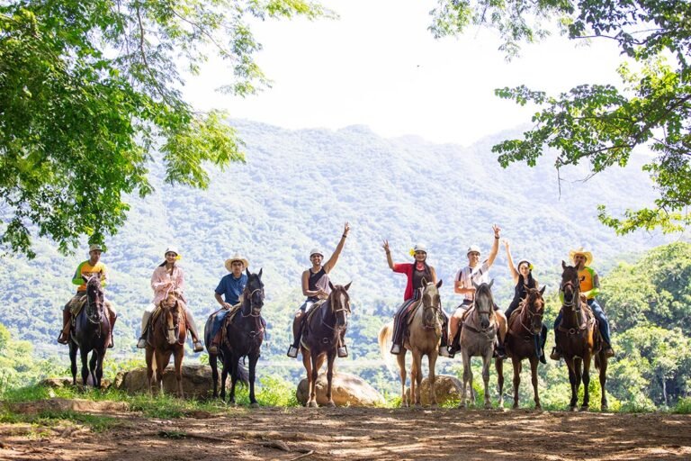 Tour de Caballos en la Sierra Madre