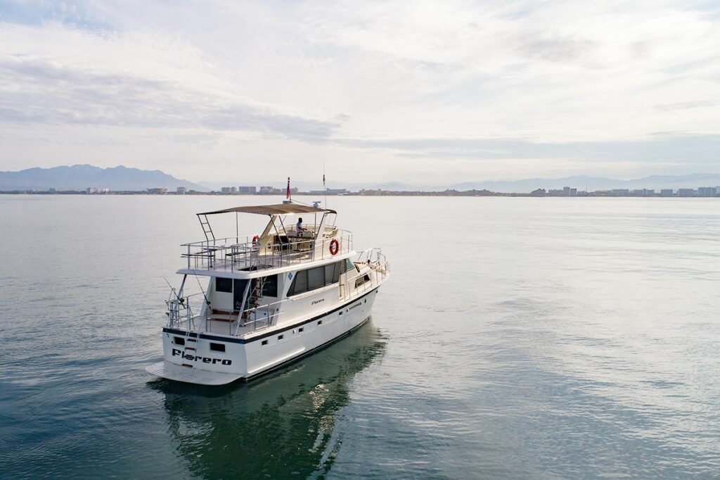 Renta de Yate Florero 58’ en Puerto Vallarta