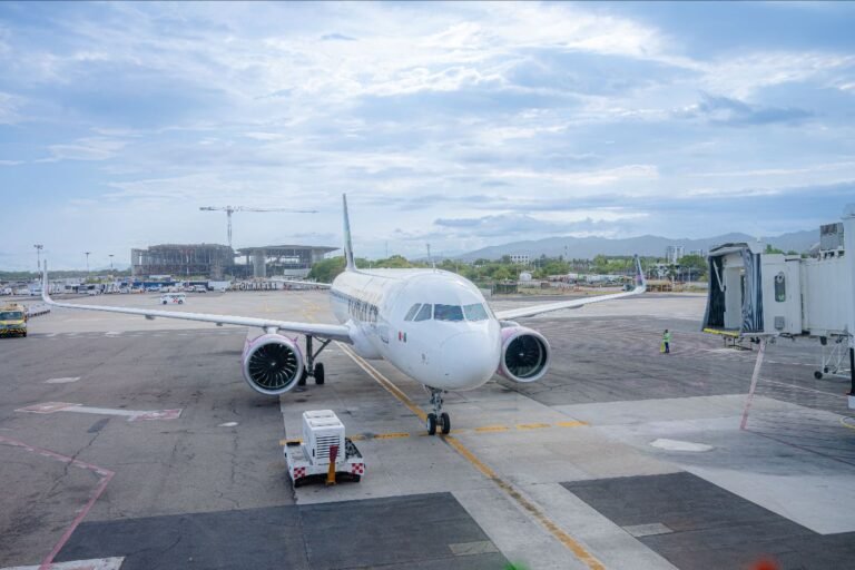 Increíbles Nuevos Vuelos a Puerto Vallarta: Volaris Estrena 3 Rutas