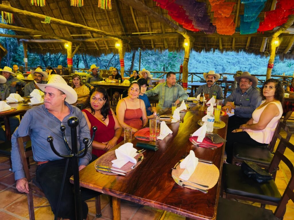 Aniversario River Park Puerto Vallarta: ¡Mágica fiesta! 8 cena gala aniversario river park puerto vallarta 5
